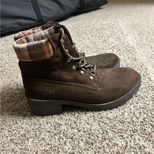 Women booties 8.5 brown